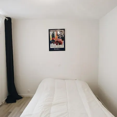 Cozy In A Quiet Location 15th * Paris