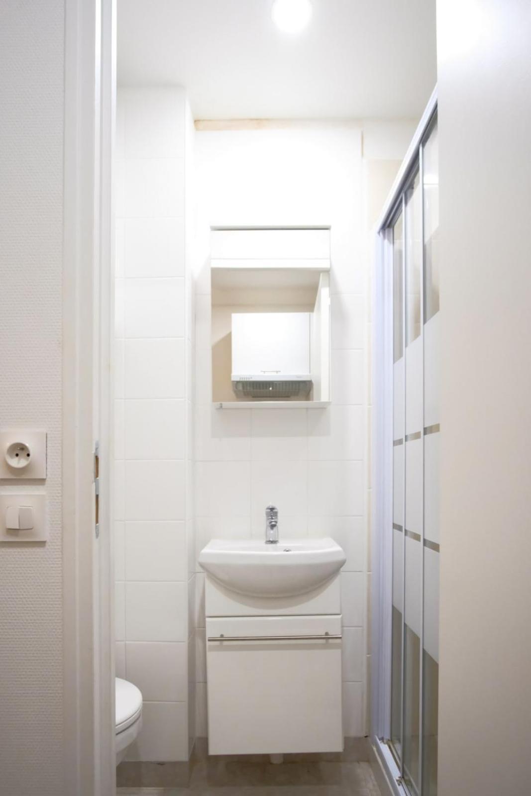 Appartamento Cozy In A Quiet Location 15th Parigi